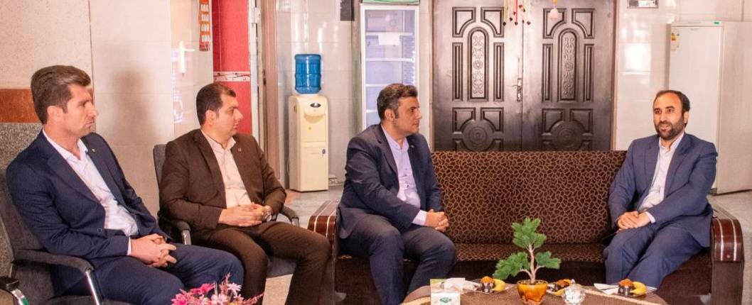 بانک مهربانیها ۳۰عدد دستگاه ضدعفونیکننده به شیرخوارگاه معتضدی کرمانشاه اهدا کرد بانک مهربانیها ۳۰عدد دستگاه ضدعفونیکننده به شیرخوارگاه معتضدی کرمانشاه اهدا کرد