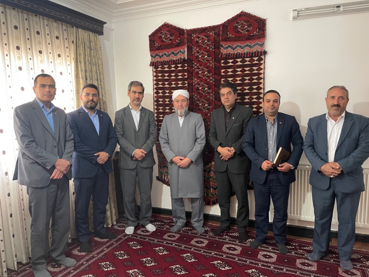 پرداخت ۴۵۰۰ میلیارد تومان تسهیلات قرضالحسنه به مردم استان گلستان پرداخت ۴۵۰۰ میلیارد تومان تسهیلات قرضالحسنه به مردم استان گلستان