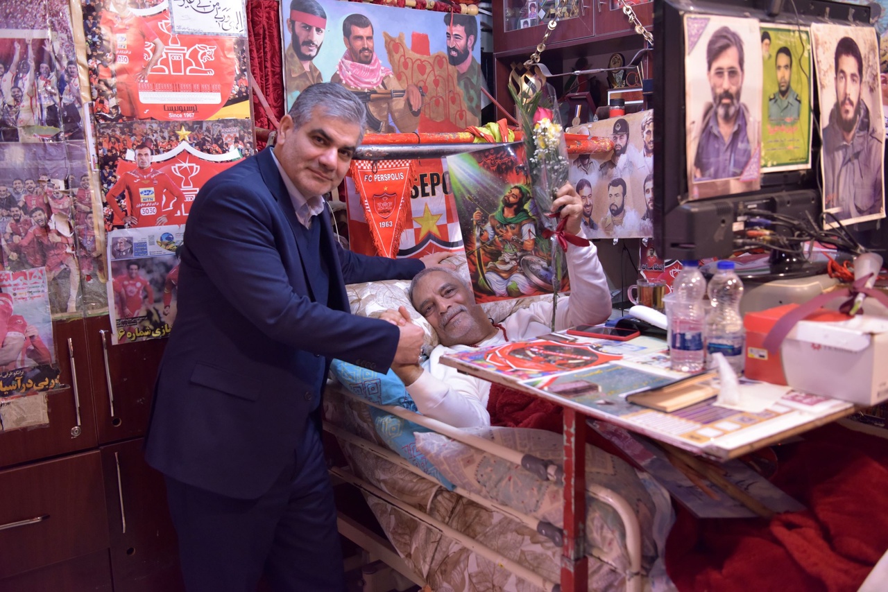 بازدید مدیرعامل بانک قرضالحسنه مهر ایران از مرکز توانبخشی جانبازان ثارالله