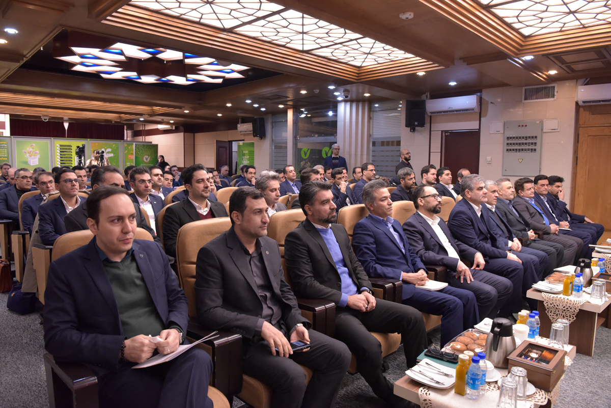 توسعه خدمات بانک قرضالحسنه مهر ایران با راهاندازی سرزمین هوشمند کیو