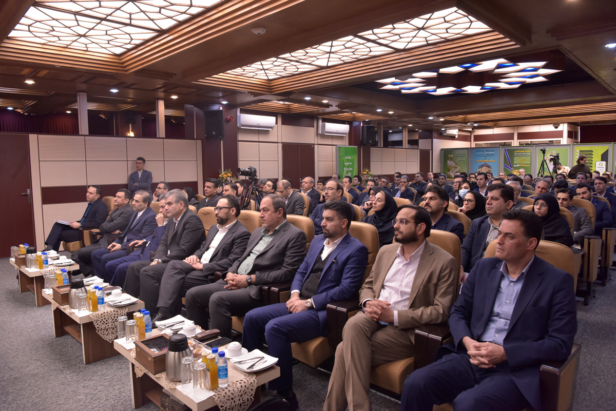 اجرای برنامه جامع راهبردی برای توسعه خدمات و خطوط کسبوکار بانک