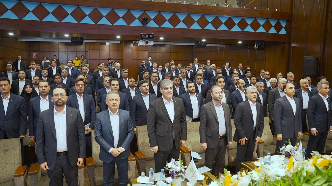 همایش سراسری مدیران بانک قرضالحسنه مهر ایران برگزار شد