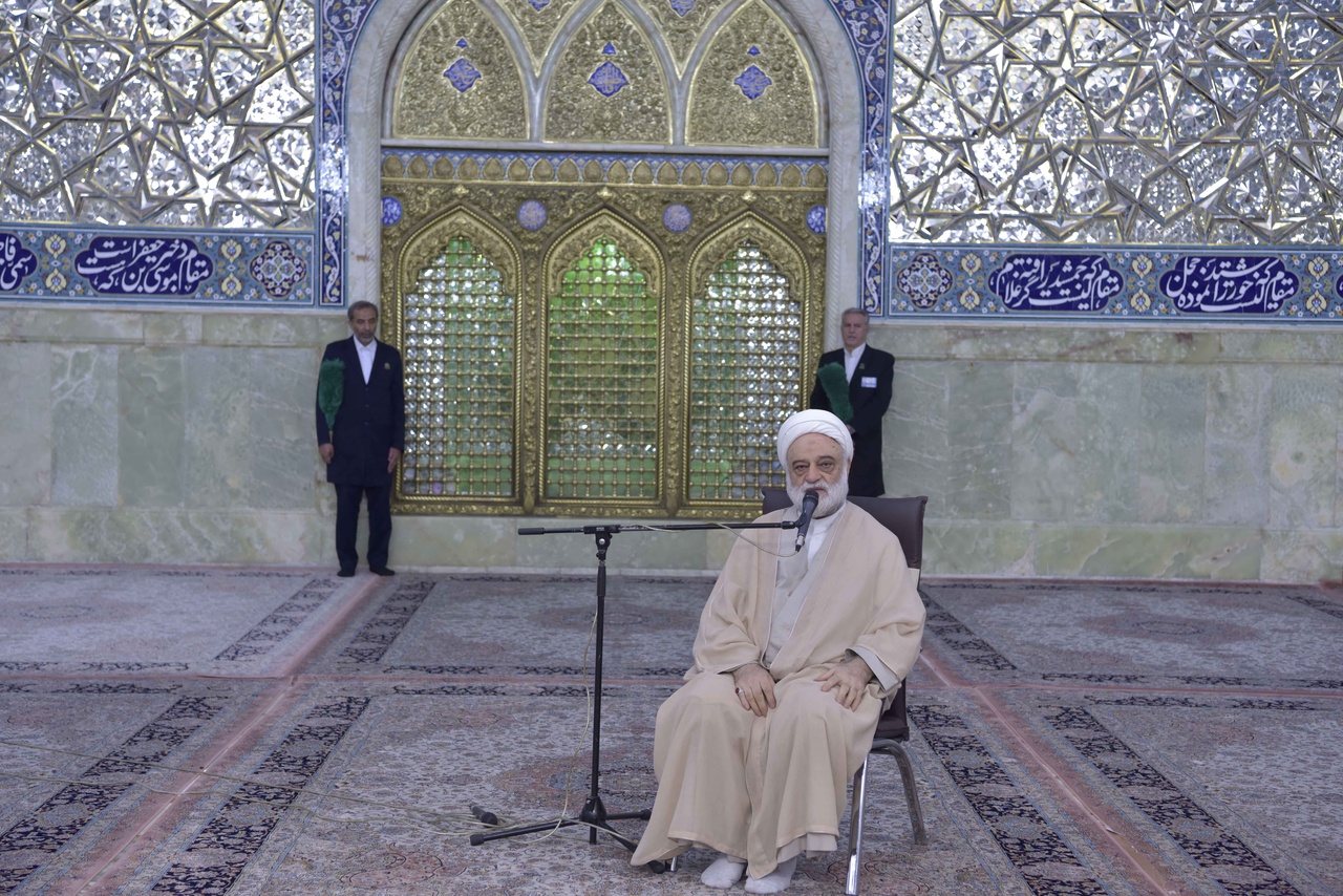 حضور مدیران بانک قرضالحسنه مهر ایران در آیین غبارروبی حرم حضرت معصومه(س)