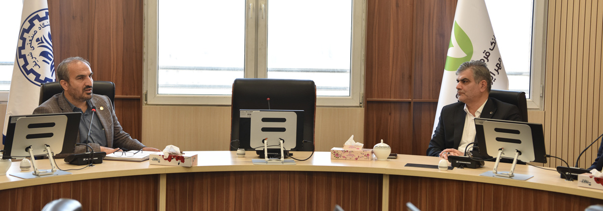 آغاز همکاری بانک مهر ایران و دانشگاه شریف برای تحول نوآورانه در بانکداری کشور