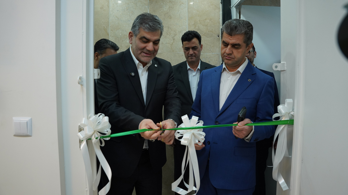 ساختمان جدید شعبه بازار بانک در یزد افتتاح شد