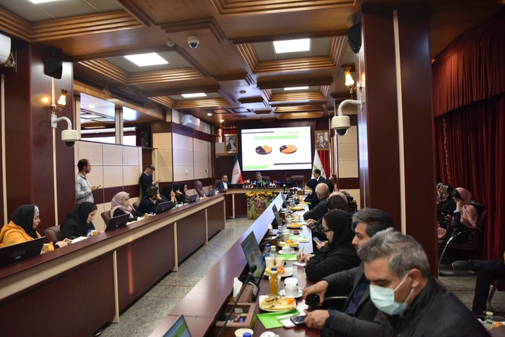 نشست خبری مدیرعامل بانک قرض‌الحسنه مهر ایران به مناسبت هجدهمین سالروز تأسیس بانک