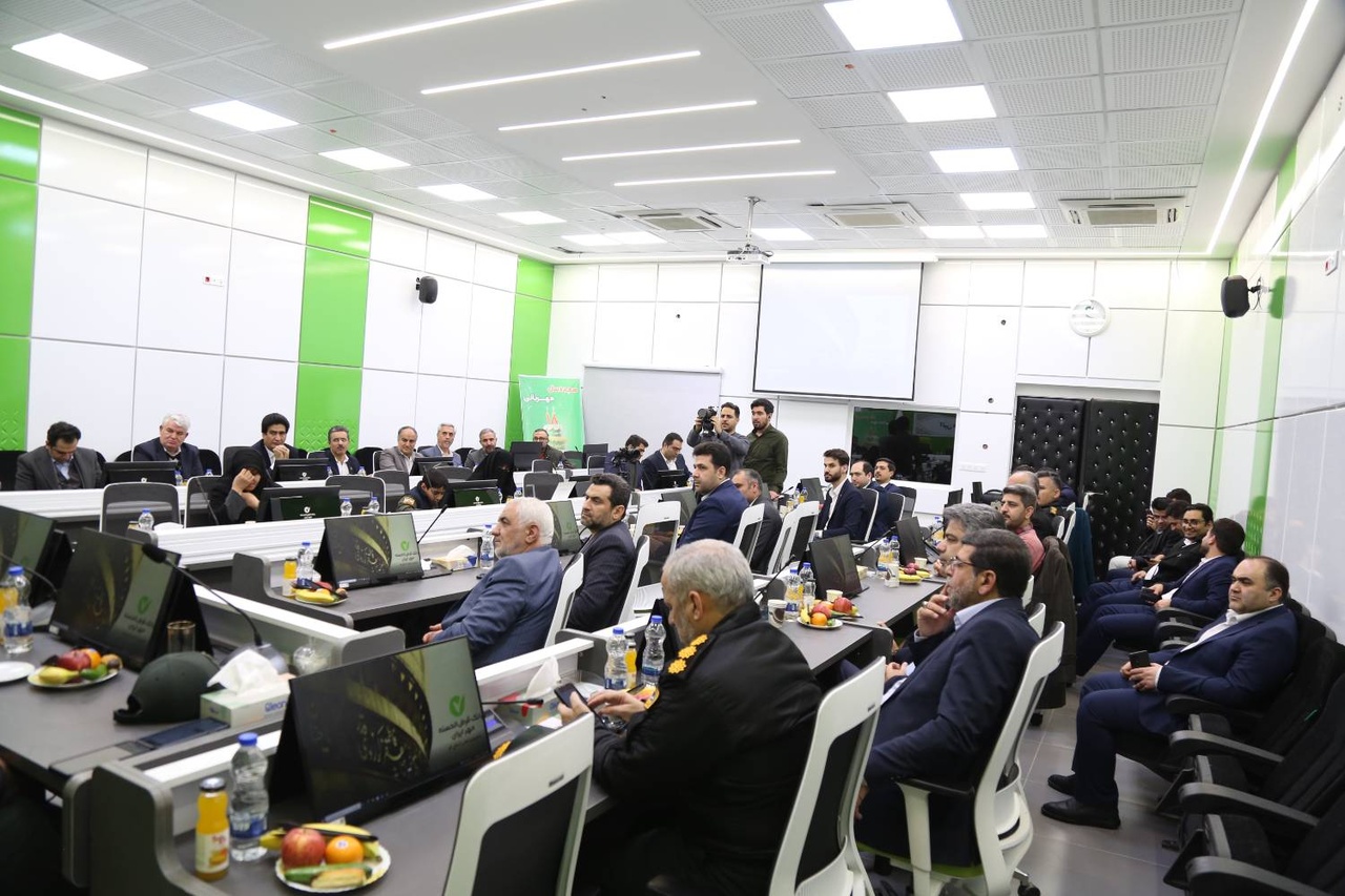 ساختمان جدید مدیریت شعب بانک قرضالحسنه مهر ایران در استان قم افتتاح شد