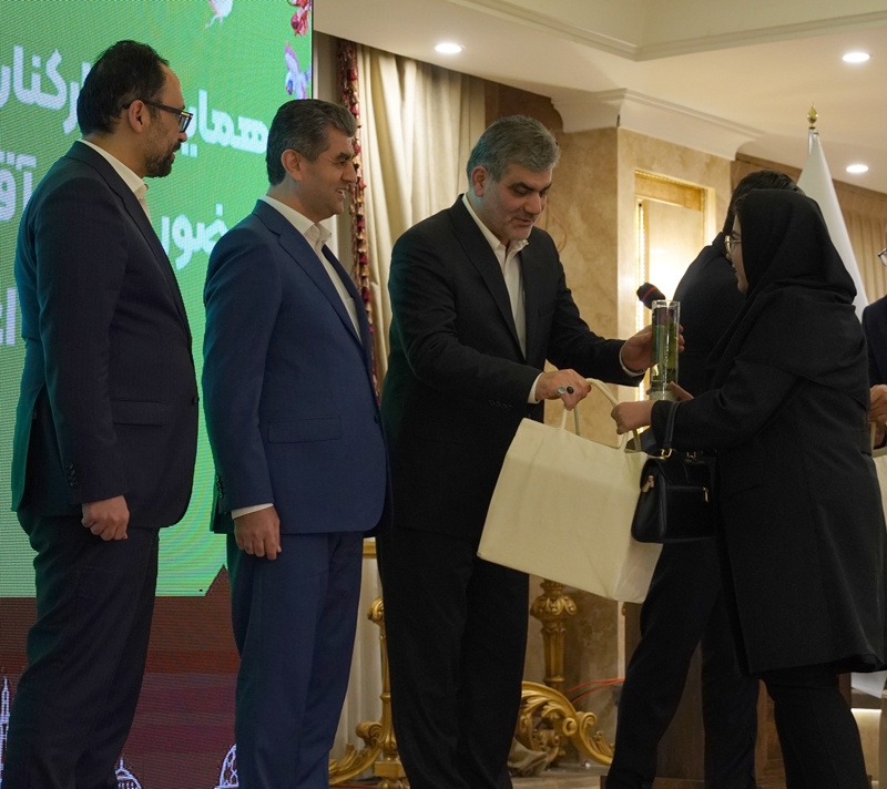 همایش واحدهای صف و ستاد مدیریت شعب استان یزد