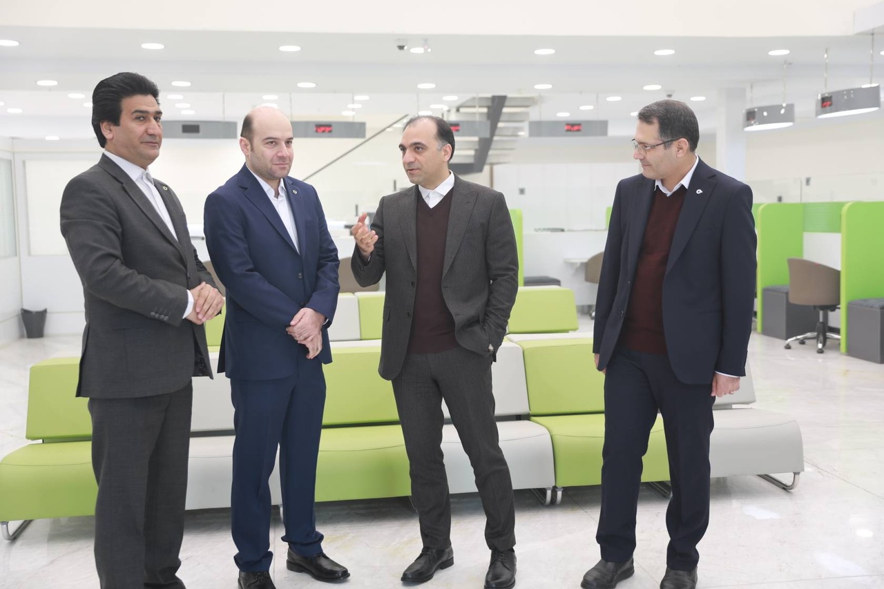 افتتاح شعب «هنگام» و «پردیس» بانک قرضالحسنه مهر ایران در تهران افتتاح شعب «هنگام» و «پردیس» بانک قرضالحسنه مهر ایران در تهران