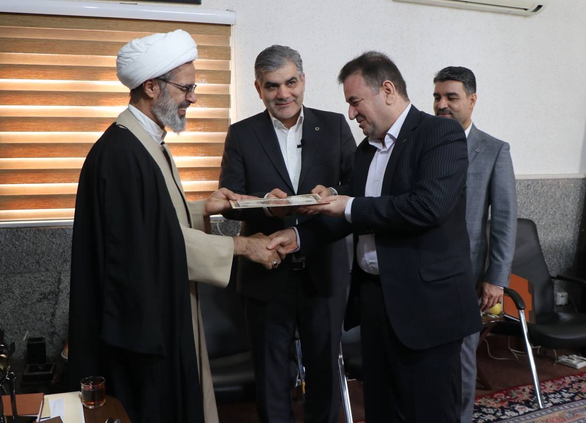 دیدار مدیرعامل بانک قرض‌الحسنه مهر ایران با نماینده ولی فقیه در استان خراسان شمالی
