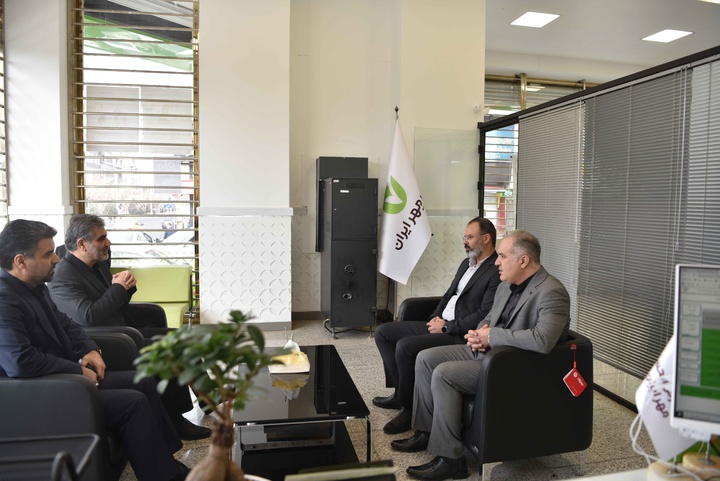بازدید مدیرعامل بانک قرض‌الحسنه مهر ایران از شعب بانک در شهر تهران