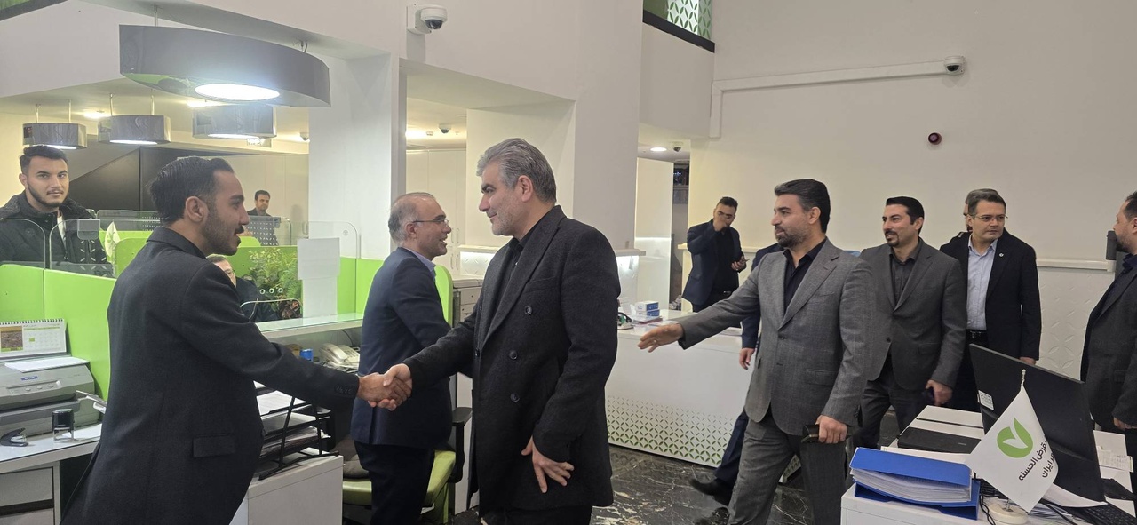بازدید مدیرعامل بانک قرض الحسنه مهر ایران از شعب فعال