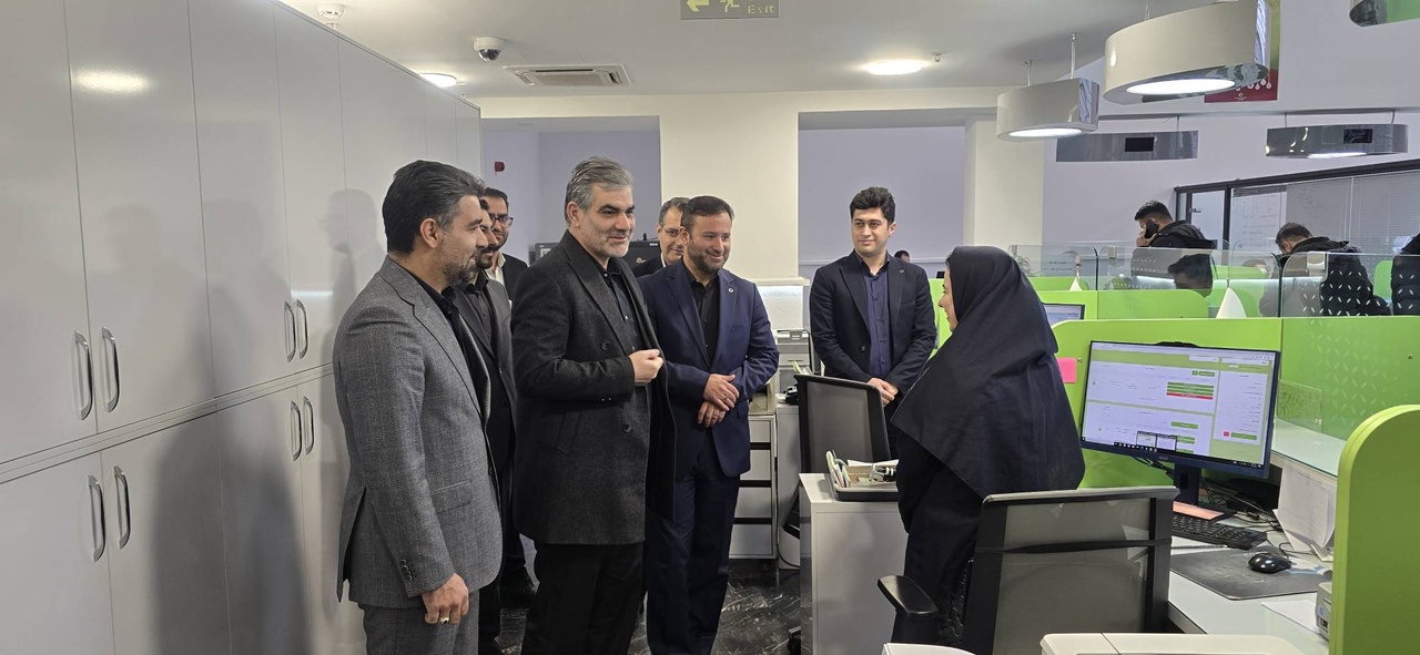 بازدید مدیرعامل بانک قرض الحسنه مهر ایران از شعب فعال
