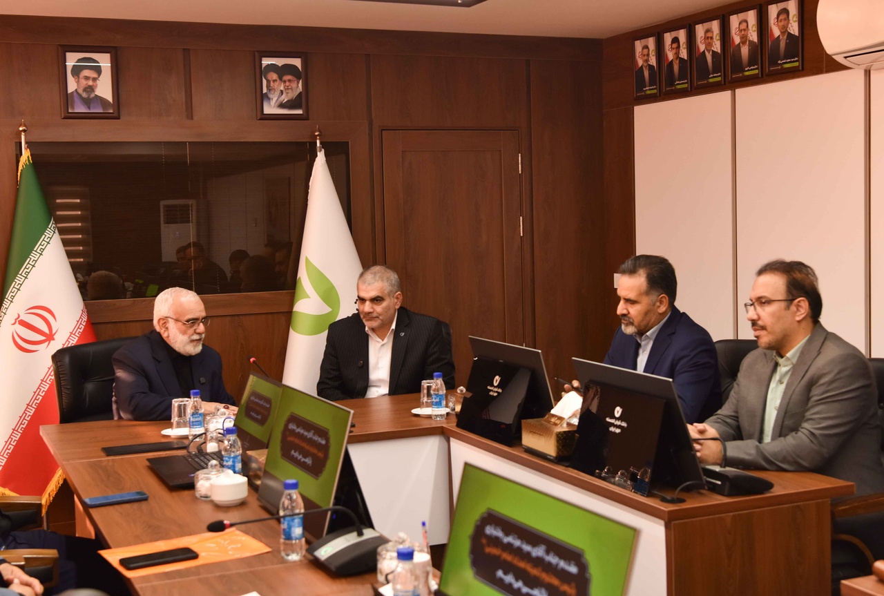 دیدار مدیرعامل بانک قرضالحسنه مهر ایران با رئیس کمیته امداد امام خمینی(ره) دیدار مدیرعامل بانک قرضالحسنه مهر ایران با رئیس کمیته امداد امام خمینی(ره)