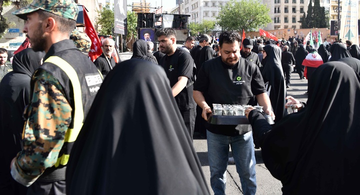 دومین روز خدمت‌رسانی موکب کارکنان بانک مهر ایران به عزاداران رهبر شهید انقلاب اسلامی