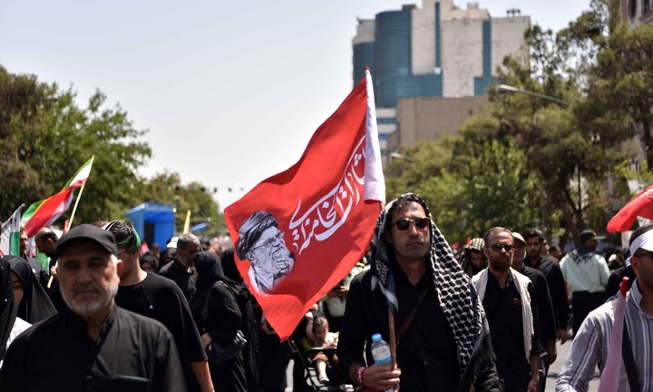 دومین روز خدمت‌رسانی موکب کارکنان بانک مهر ایران به عزاداران رهبر شهید انقلاب اسلامی