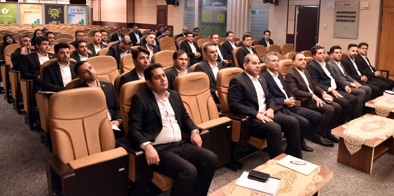 انضباط اعتباری و مدیریت هوشمندانه منابع؛ اولویت راهبردی بانک مهر ایران است