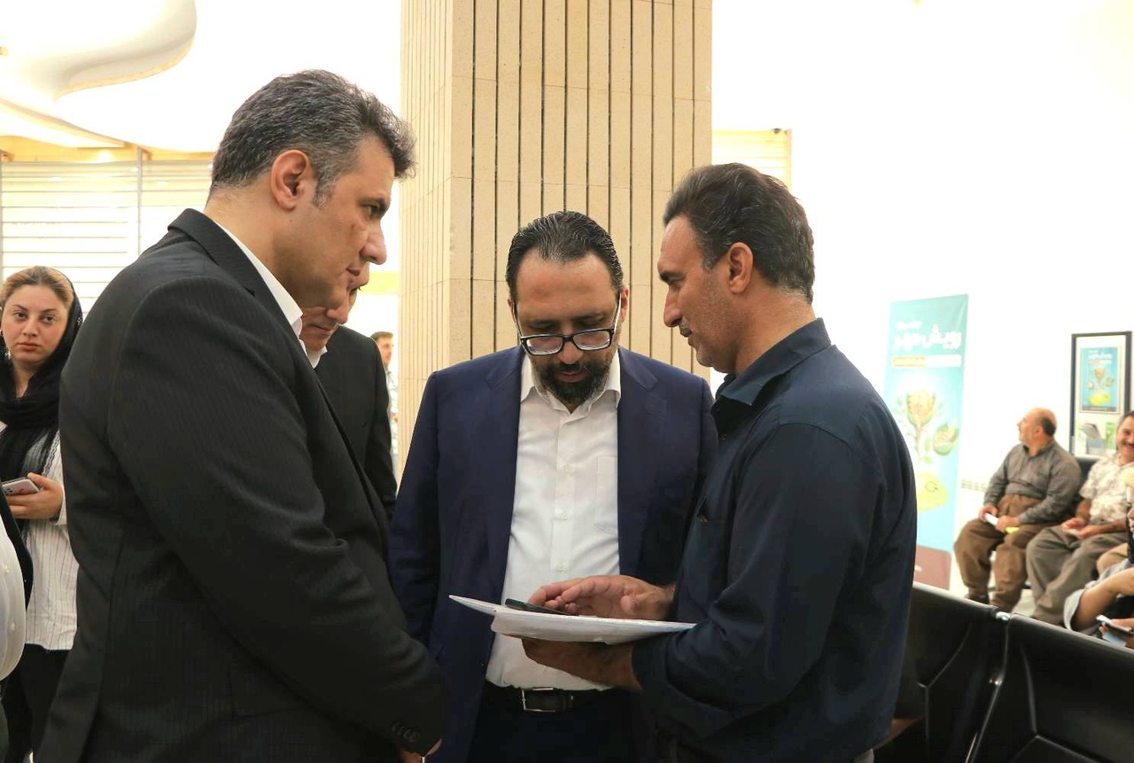 بازدید عضو هیأت‌ مدیره بانک مهر ایران از شعب استان کردستان 