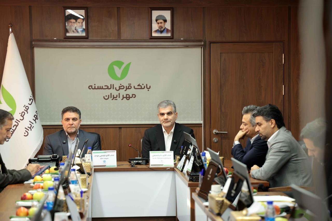 همافزایی قرضالحسنه و صنعت فرش دستباف برای رونقبخشی به هنر اصیل ایرانی