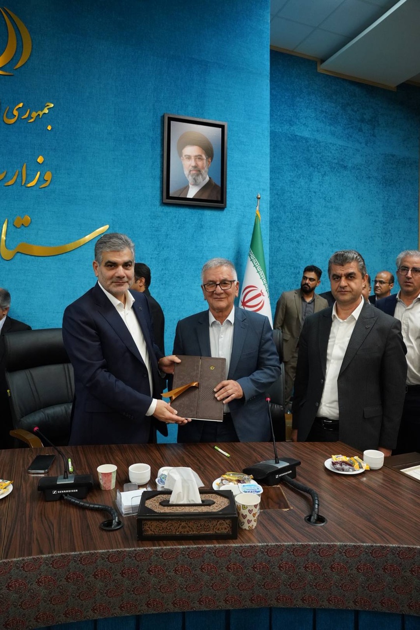 امضای ۸ تفاهمنامه همکاری در مسیر رونق تولید و تأمین مالی